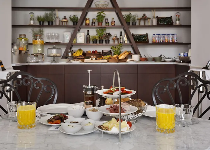 Brown House & Trogir