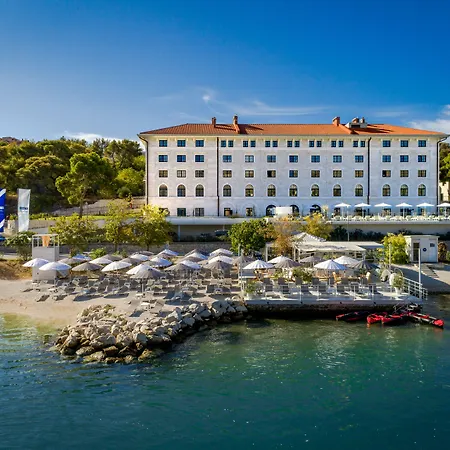 Brown House & Resort 4*
