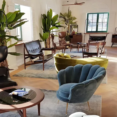 Brown House & 4* Trogir