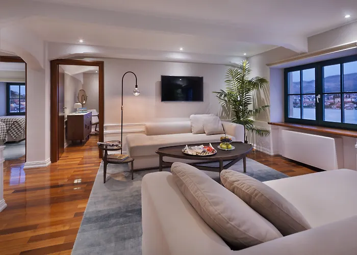 Brown House &