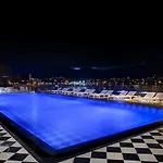 Hotell Brown House & 4*