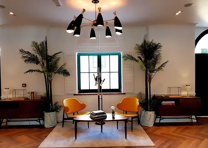 Ξενοδοχείο Brown House &